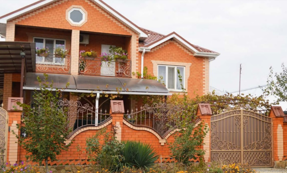 Гиперпрессованный и керамический кирпич